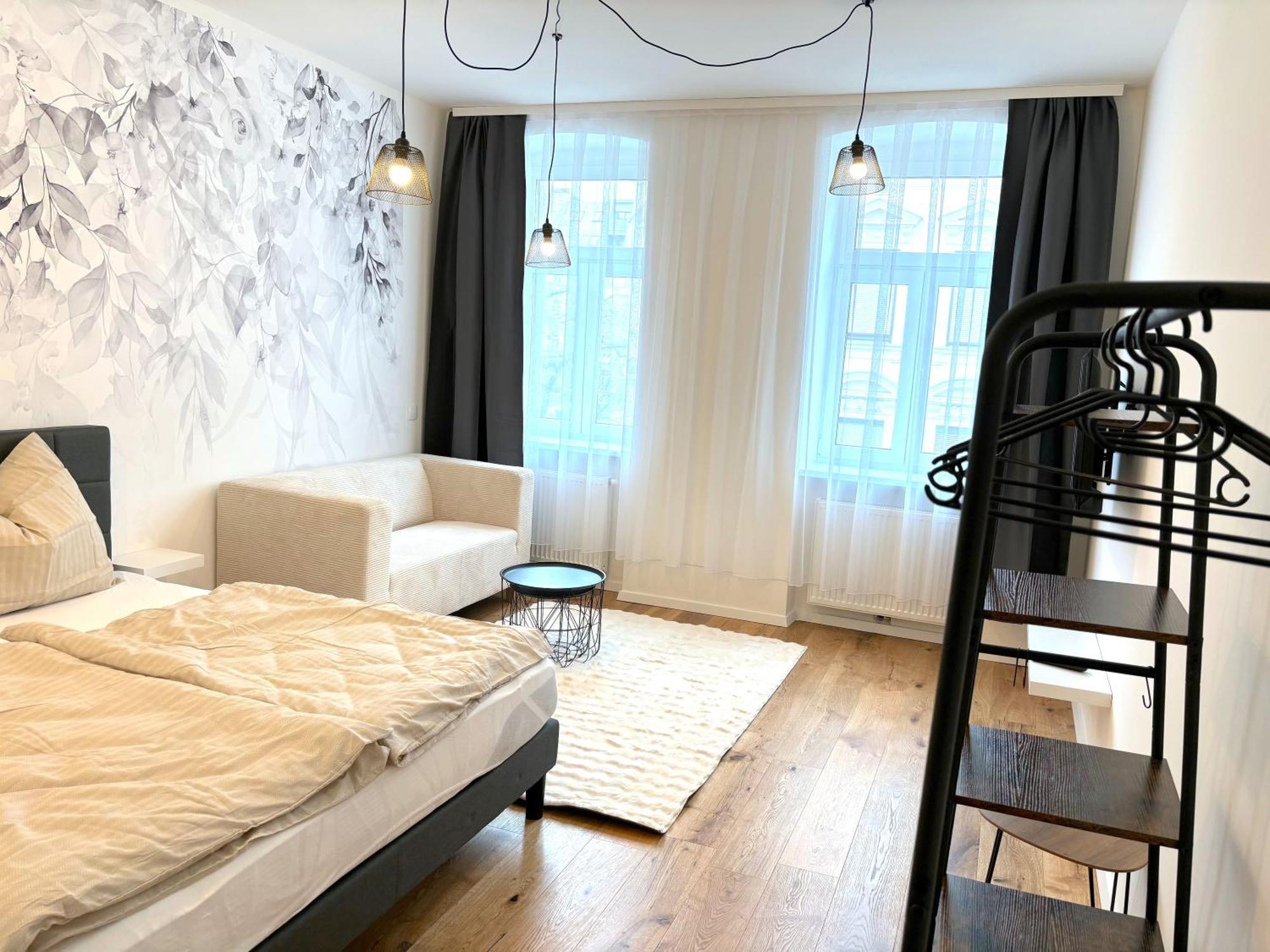 Traumhafte Wohnung Fuer 2, Walk In Dusche, Extra Kueche, Nespresso, Zentral Wien Ngoại thất bức ảnh